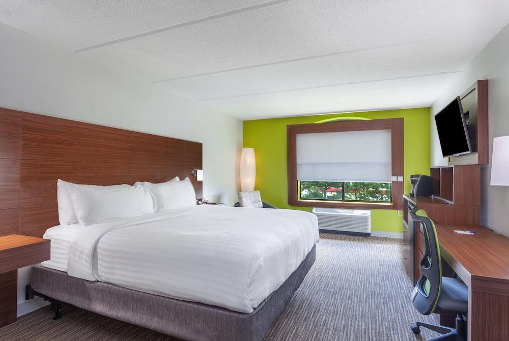 Holiday Inn Express & Suites Augusta West - Ft Gordon Area By Ihg Ngoại thất bức ảnh